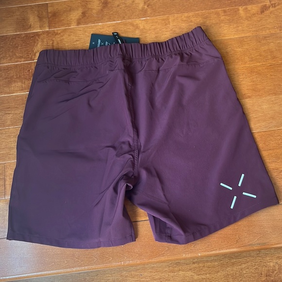 NWT Ten Thousand Maroon Foundation Short (No Liner) 7" Size Small & Large - Picture 4 of 4